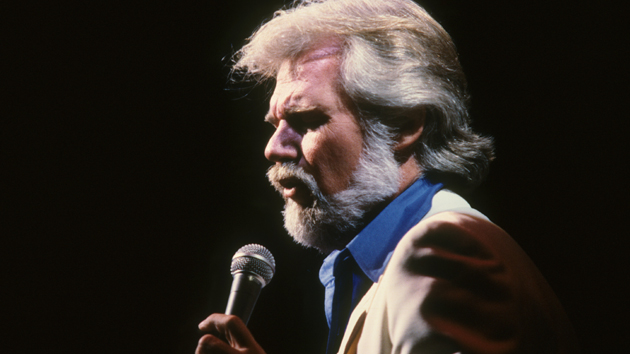 Kenny Rogers passes away at 81