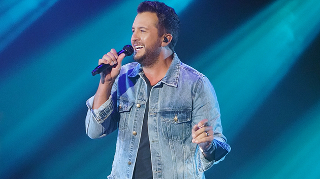 “Just like his dad”: Luke Bryan's son imitates his dance moves