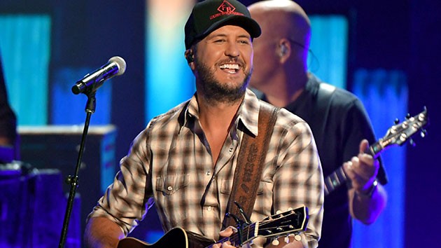 Luke Bryan's “Waves” coasts for a second week at #1