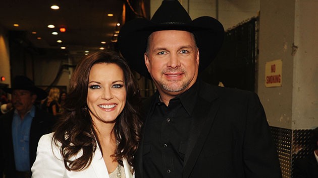 Martina McBride praises Garth Brooks for taking a “leap of faith” with her