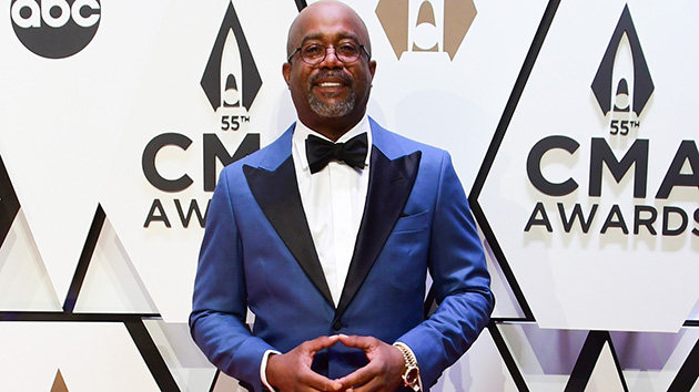 Darius Rucker partners with NFL on clothing line