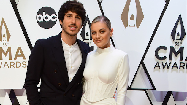 Kelsea Ballerini celebrates four years of marriage to Morgan Evans with a mini-poem