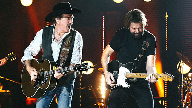 Brooks & Dunn will announce the next Country Music Hall of Fame inductees next week