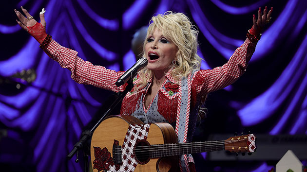 Dolly Parton donates $1 million to pediatric infectious disease research: “No child should have to suffer”