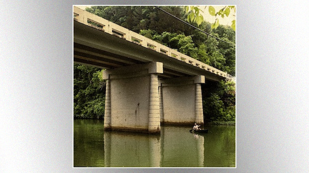 Sam Hunt gets nostalgic in “Water Under the Bridge,” his playful new summer anthem